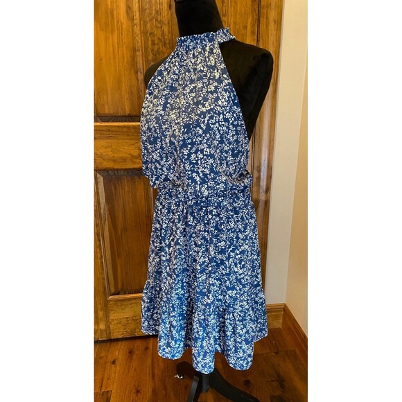 Halter Neckline Dress Plus Size XL Silky Feel Patterened Ruffle Hem Flirty Sexy - Picture 5 of 10